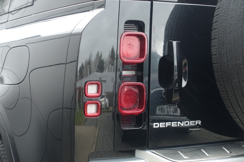 2022 (72) LAND ROVER DEFENDER 2.0 P400e XS Edition 110 5dr Auto 5115857