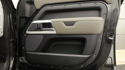 2022 (72) LAND ROVER DEFENDER 2.0 P400e XS Edition 110 5dr Auto 5115891