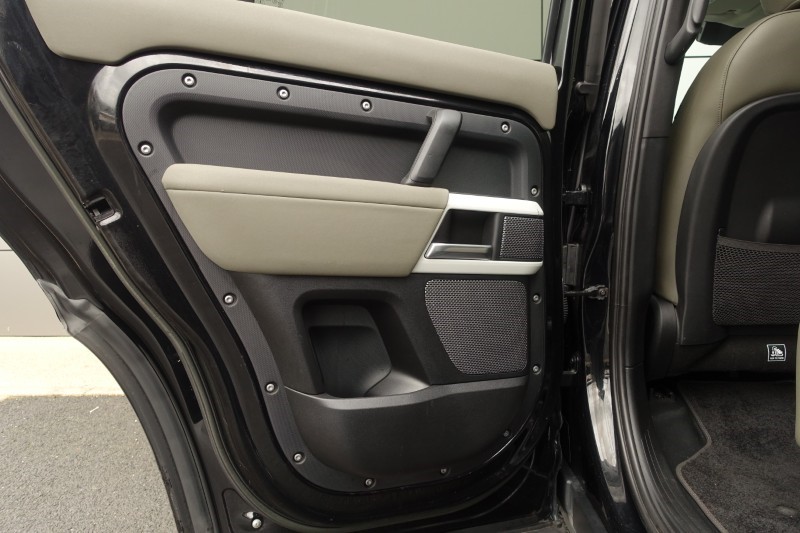 2022 (72) LAND ROVER DEFENDER 2.0 P400e XS Edition 110 5dr Auto 5115898