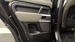 2022 (72) LAND ROVER DEFENDER 2.0 P400e XS Edition 110 5dr Auto 5115898
