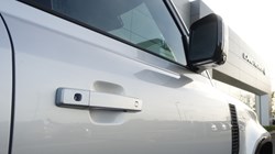 2024 (24) LAND ROVER DEFENDER 3.0 D300 X-Dynamic SE 110 5dr Auto 5117470