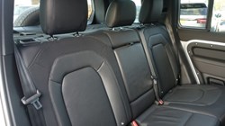 2024 (24) LAND ROVER DEFENDER 3.0 D300 X-Dynamic SE 110 5dr Auto 5117503