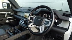 2024 (24) LAND ROVER DEFENDER 3.0 D300 X-Dynamic SE 110 5dr Auto 5117493