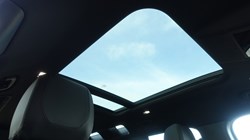 2024 (24) LAND ROVER DEFENDER 3.0 D300 X-Dynamic SE 110 5dr Auto 5117495