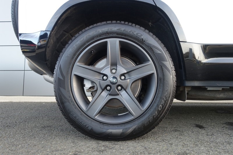 2024 (24) LAND ROVER DEFENDER 3.0 D300 X-Dynamic SE 110 5dr Auto 5117472