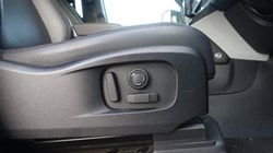 2024 (24) LAND ROVER DEFENDER 3.0 D300 X-Dynamic SE 110 5dr Auto 5117497