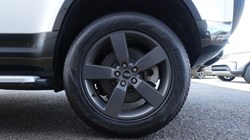 2022 (72) LAND ROVER DEFENDER 3.0 D300 X-Dynamic HSE 110 5dr Auto 5179130