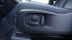 2022 (72) LAND ROVER DEFENDER 3.0 D300 X-Dynamic HSE 110 5dr Auto 5179162