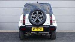 2022 (72) LAND ROVER DEFENDER 3.0 D300 X-Dynamic HSE 110 5dr Auto 5179107