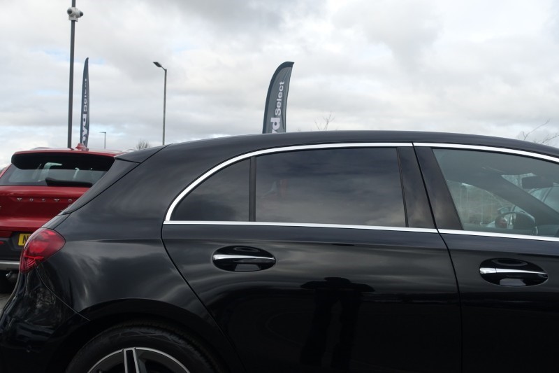 2024 (24) MERCEDES-BENZ A CLASS A200d AMG Line Executive 5dr Auto 5068257