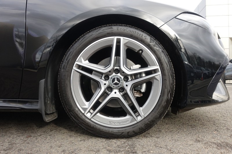 2024 (24) MERCEDES-BENZ A CLASS A200d AMG Line Executive 5dr Auto 5068244