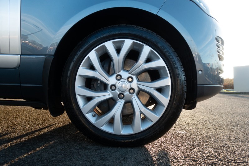 2018 (68) LAND ROVER RANGE ROVER 2.0 P400e Autobiography 4dr Auto 5125447