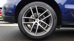 2022 (22) PORSCHE MACAN 5dr PDK 5124626