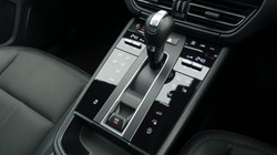 2022 (22) PORSCHE MACAN 5dr PDK 5124615