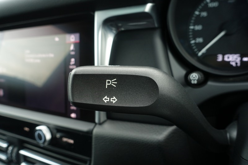 2022 (22) PORSCHE MACAN 5dr PDK 5124640