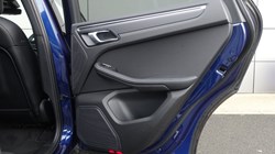 2022 (22) PORSCHE MACAN 5dr PDK 5124653