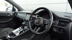 2022 (22) PORSCHE MACAN 5dr PDK 5124647