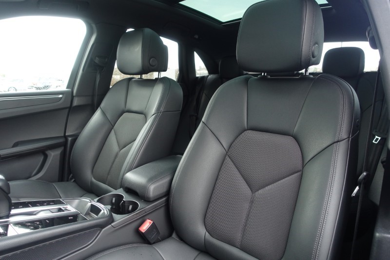 2022 (22) PORSCHE MACAN 5dr PDK 5124663