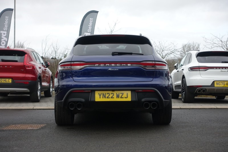 2022 (22) PORSCHE MACAN 5dr PDK 5124608