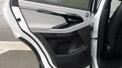 2022 (72) LAND ROVER RANGE ROVER EVOQUE 1.5 P300e R-Dynamic SE 5dr Auto 5117157