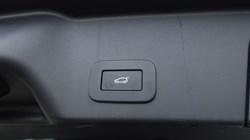 2022 (72) LAND ROVER RANGE ROVER EVOQUE 1.5 P300e R-Dynamic SE 5dr Auto 5117134