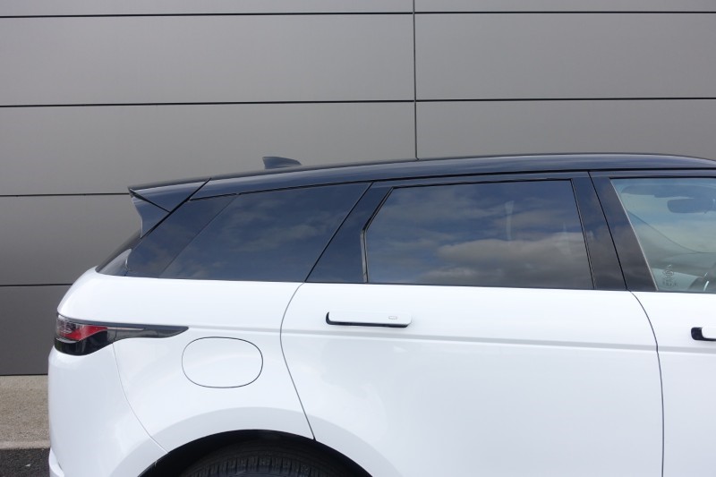 2022 (72) LAND ROVER RANGE ROVER EVOQUE 1.5 P300e R-Dynamic SE 5dr Auto 5117126