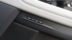 2022 (72) LAND ROVER RANGE ROVER EVOQUE 1.5 P300e R-Dynamic SE 5dr Auto 5117150