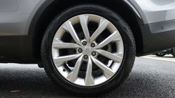 2023 (23) LAND ROVER COMMERCIAL DISCOVERY 3.0 D300 SE Commercial Auto 5124806