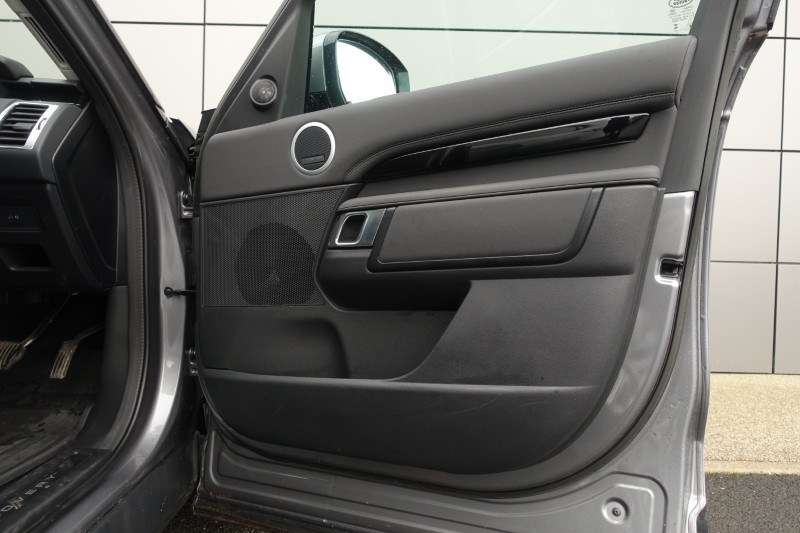 2023 (23) LAND ROVER COMMERCIAL DISCOVERY 3.0 D300 SE Commercial Auto 5124819