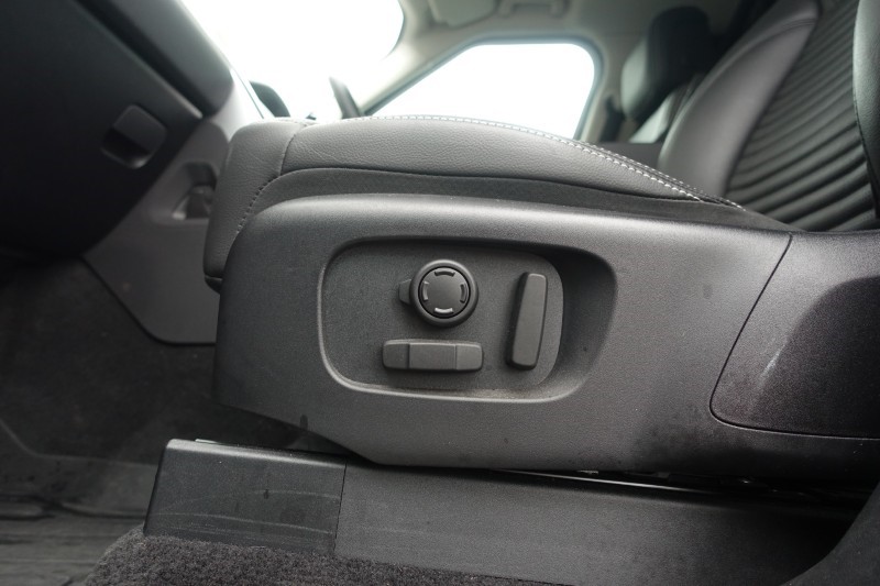 2023 (23) LAND ROVER COMMERCIAL DISCOVERY 3.0 D300 SE Commercial Auto 5124813