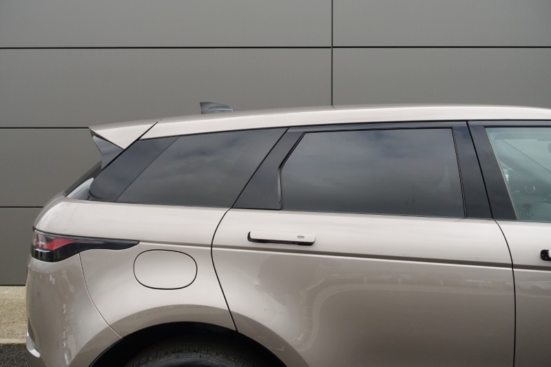 2022 (72) LAND ROVER RANGE ROVER EVOQUE 1.5 P300e R-Dynamic SE 5dr Auto 5451953