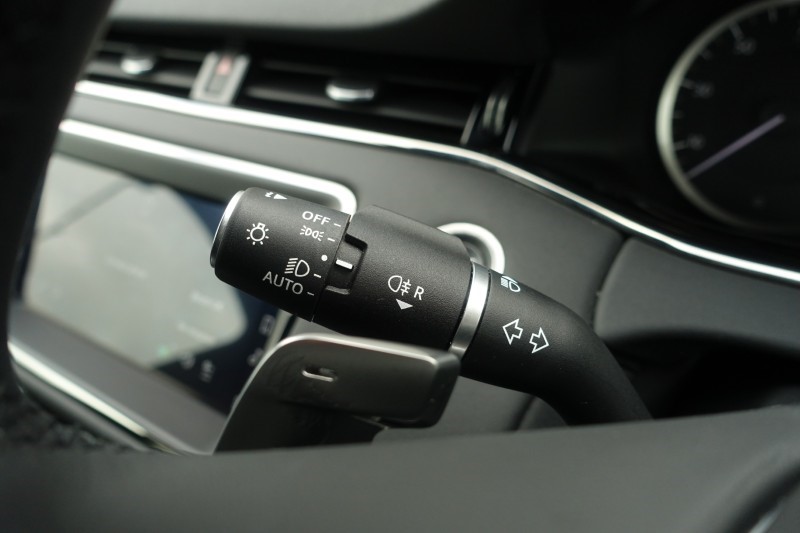 2022 (72) LAND ROVER RANGE ROVER EVOQUE 1.5 P300e R-Dynamic SE 5dr Auto 5451964