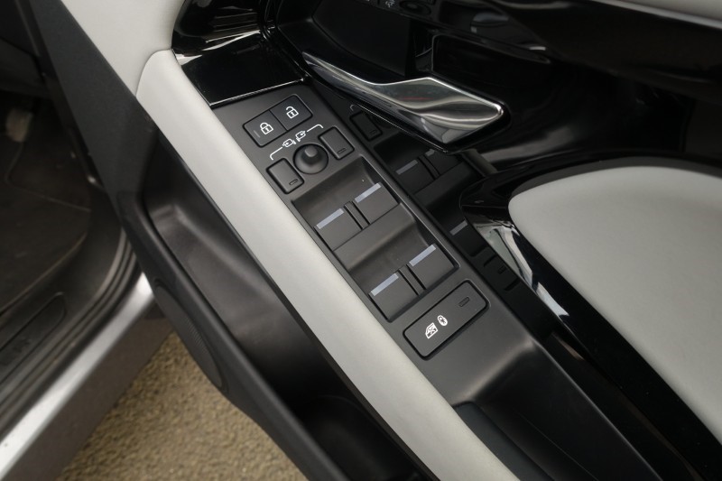 2023 (73) LAND ROVER RANGE ROVER EVOQUE 2.0 D165 S 5dr 2WD 5142971