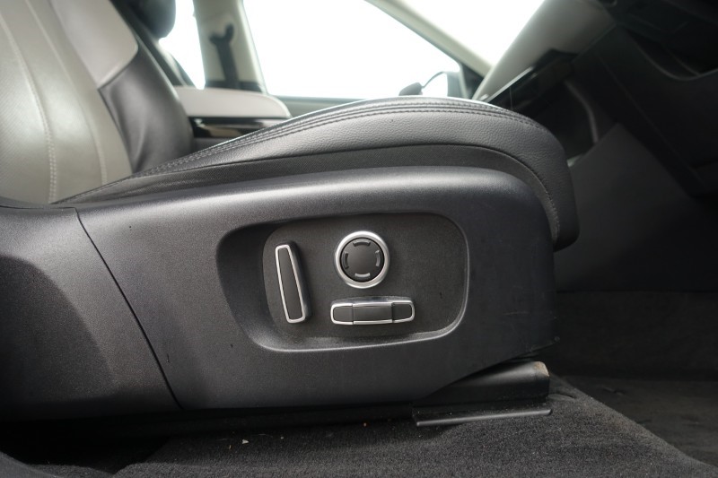 2021 (71) LAND ROVER RANGE ROVER EVOQUE 2.0 D200 R-Dynamic SE 5dr Auto 5183515