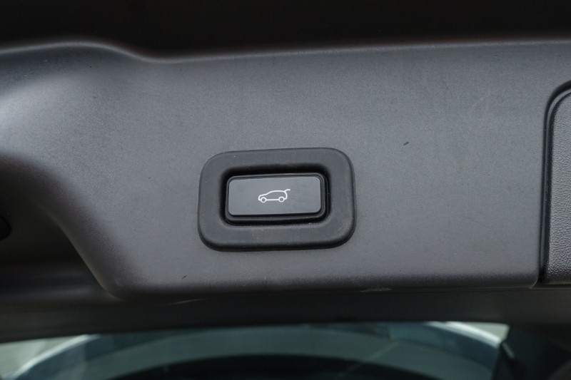 2021 (71) LAND ROVER RANGE ROVER EVOQUE 2.0 D200 R-Dynamic SE 5dr Auto 5183503