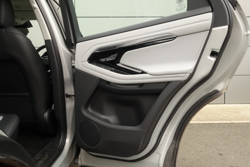 2021 (71) LAND ROVER RANGE ROVER EVOQUE 2.0 D200 R-Dynamic SE 5dr Auto 5183520