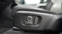 2021 (71) LAND ROVER RANGE ROVER EVOQUE 2.0 D200 R-Dynamic SE 5dr Auto 5183528