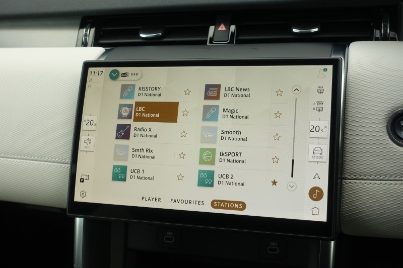 2024 (24) LAND ROVER DISCOVERY SPORT 2.0 D200 Dynamic SE 5dr Auto [5 Seat] 5115495