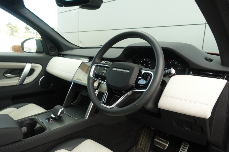 2024 (24) LAND ROVER DISCOVERY SPORT 2.0 D200 Dynamic SE 5dr Auto [5 Seat] 5115501