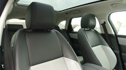 2024 (24) LAND ROVER RANGE ROVER VELAR 2.0 D200 MHEV Dynamic SE 5dr Auto 5195904