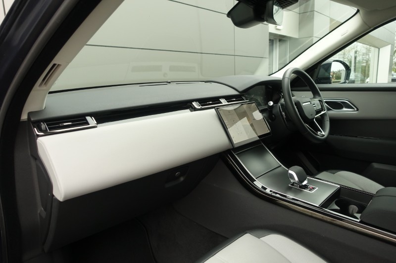 2024 (24) LAND ROVER RANGE ROVER VELAR 2.0 D200 MHEV Dynamic SE 5dr Auto 5195918