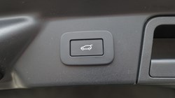 2024 (24) LAND ROVER RANGE ROVER VELAR 2.0 D200 MHEV Dynamic SE 5dr Auto 5195893