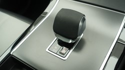 2024 (24) LAND ROVER RANGE ROVER VELAR 2.0 D200 MHEV Dynamic SE 5dr Auto 5195875