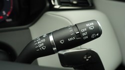 2024 (24) LAND ROVER RANGE ROVER VELAR 2.0 D200 MHEV Dynamic SE 5dr Auto 5195895