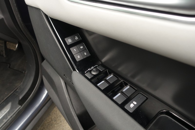 2024 (24) LAND ROVER RANGE ROVER VELAR 2.0 D200 MHEV Dynamic SE 5dr Auto 5195909