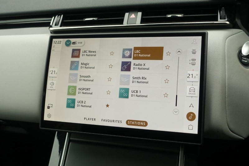 2024 (24) LAND ROVER RANGE ROVER VELAR 2.0 D200 MHEV Dynamic SE 5dr Auto 5195898