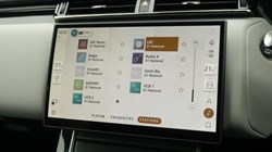 2024 (24) LAND ROVER RANGE ROVER VELAR 2.0 D200 MHEV Dynamic SE 5dr Auto 5195898