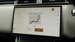 2024 (24) LAND ROVER RANGE ROVER VELAR 2.0 D200 MHEV Dynamic SE 5dr Auto 5195901