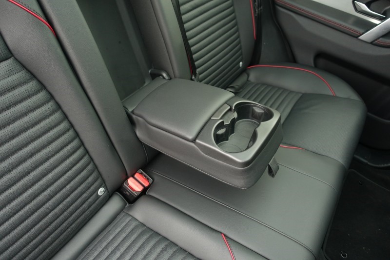 2023 (23) LAND ROVER DISCOVERY SPORT 1.5 P300e R-Dynamic SE 5dr Auto [5 Seat] 5140880