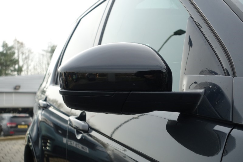 2023 (23) LAND ROVER DISCOVERY SPORT 1.5 P300e R-Dynamic SE 5dr Auto [5 Seat] 5140851